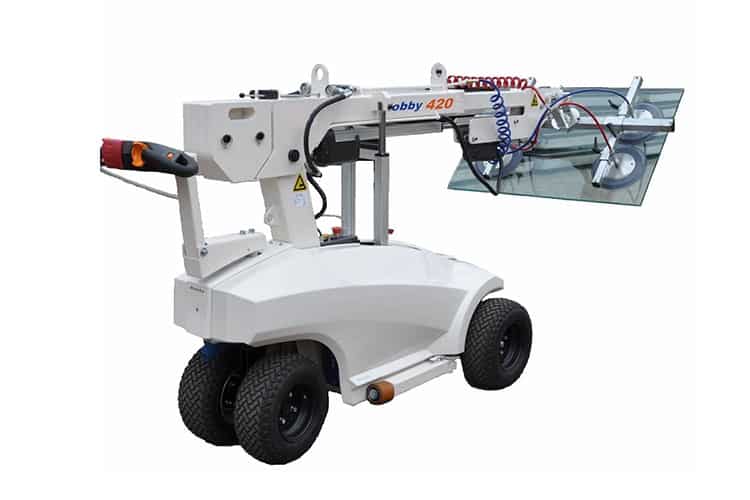 Robby 420 glasplaatsingsrobot Robby 420 glasplaatsingsrobot voor het efficiënt hijsen, verplaatsen en monteren van glas